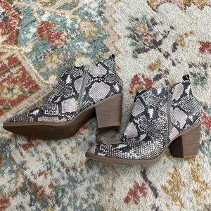 Snakeskin womens booties